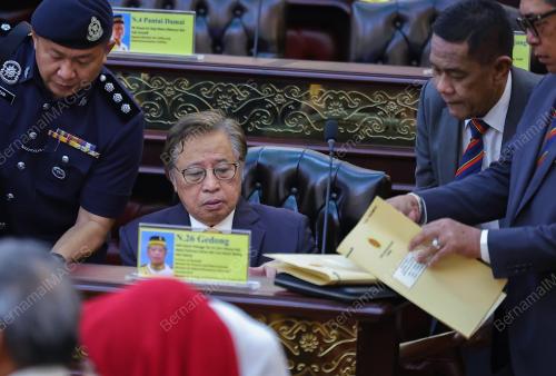 TAN SRI ABANG JOHARI TUN OPENG