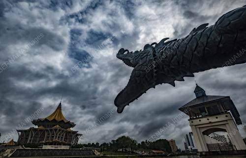 CUACA MUSIM TENGKUJUH