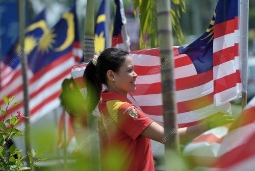 SK04_12082013_JALUR_GEMILANG