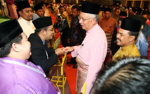 MOHD NAJIB TUN ABDUL RAZAK