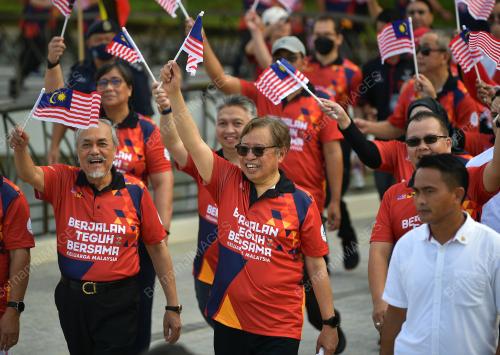 PROGRAM BERJALAN TEGUH BERSAMA KELUARGA MALAYSIA