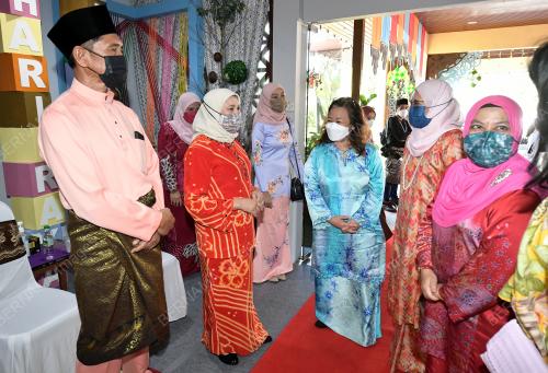DATUK SERI NANCY SHUKRI