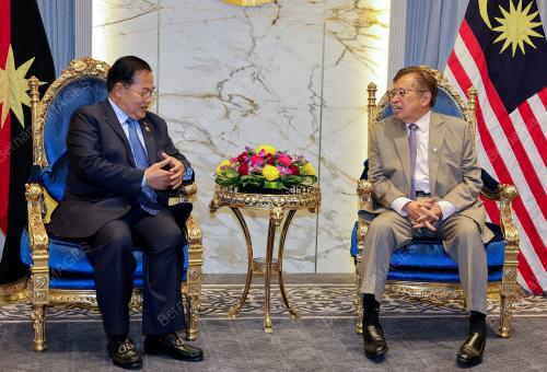 TAN SRI ABANG JOHARI TUN OPENG