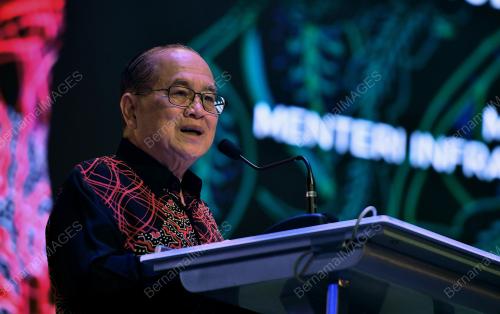 DATUK AMAR DOUGLAS UGGAH EMBAS