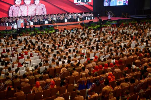TAN SRI ABANG JOHARI TUN OPENG