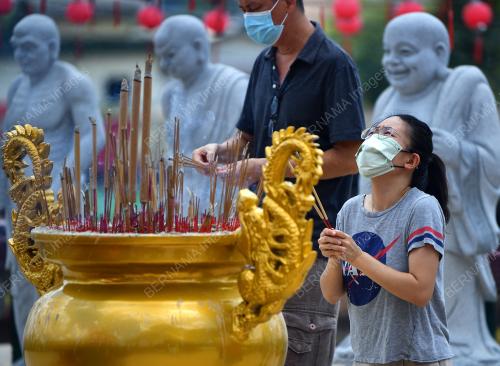 HARI WESAK