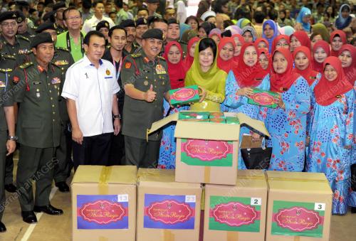 SK04_15072014_KUIH_RAYA
