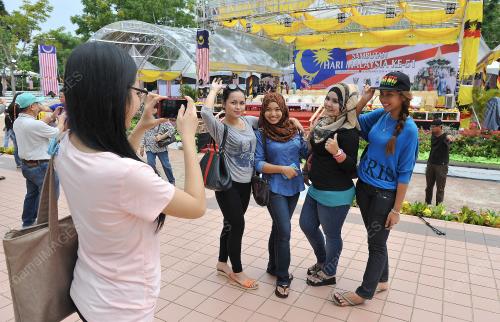 SK04_16092014_HARI_MALAYSIA