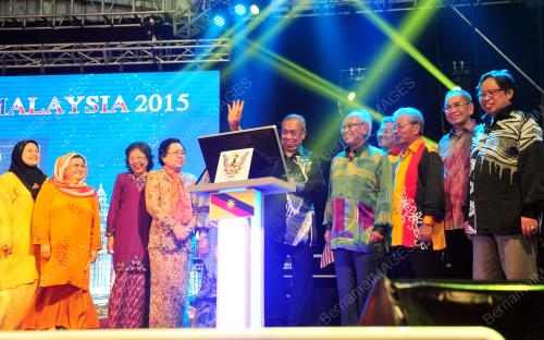 SK04_16092015_HARI_MALAYSIA
