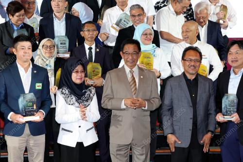 DATUK SERI ABDUL KARIM RAHMAN HAMZAH