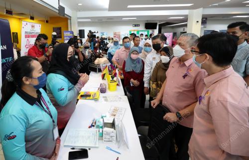 DATUK SERI FADILLAH YUSOF