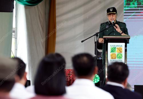 TAN SRI ABANG JOHARI TUN OPENG