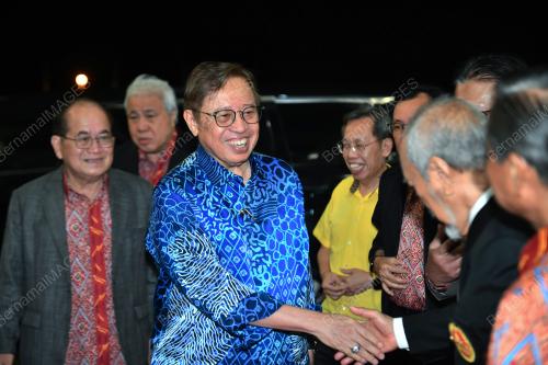 TAN SRI ABANG JOHARI TUN OPENG