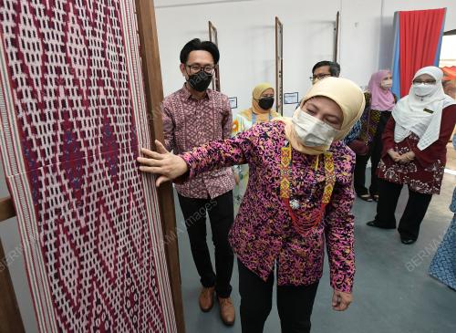 DATUK SERI NANCY SHUKRI