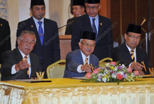 SK04_19052016_MENTERI
