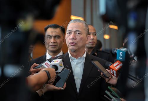 DATUK SERI FADILLAH YUSOF