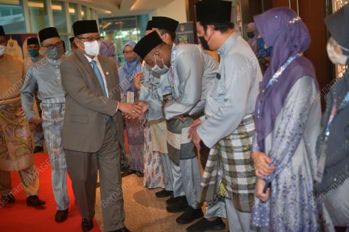 TAN SRI ABANGJOHARI TUN OPENG
