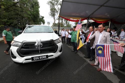 DATUK SERI STEPHEN RUNDI UTOM