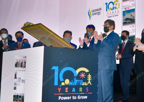 TAN SRI ABANG JOAHRI TUN OPENG