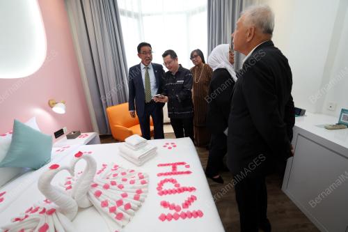 DATUK SERI ABDUL KARIM RAHMAN HAMZAH