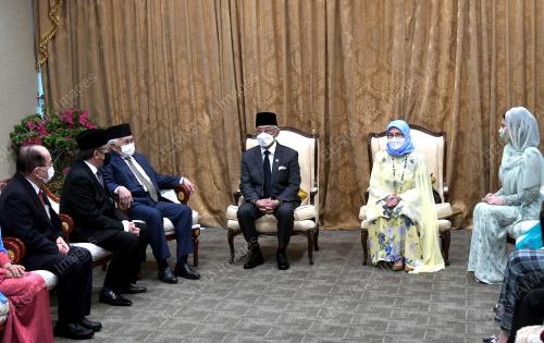 AL-SULTAN ABDULLAH RI'AYATUDDIN AL-MUSTAFA BILLAH SHAH