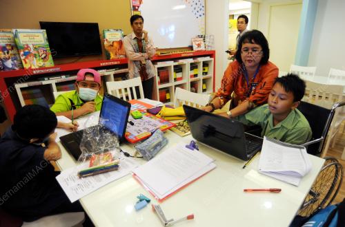SK04_23022015_HUS_SEKOLAH