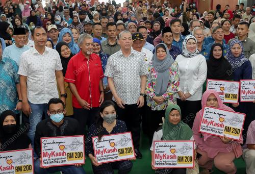 DATUK SERI FADILLAH YUSOF