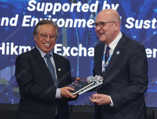 TAN SRI ABANG JOHARI TUN OPENG