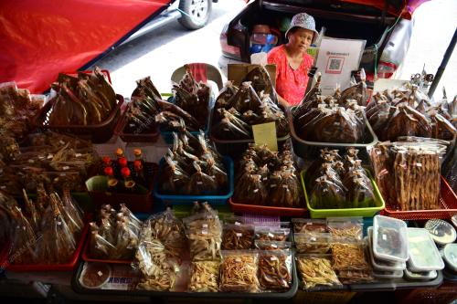 PEKAN LACHAU