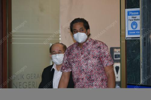 KHAIRY JAMALUDDIN