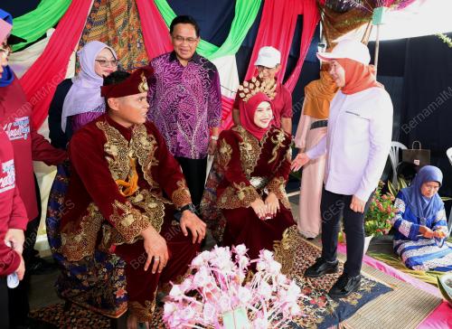 DATUK SERI NANCY SHUKRI