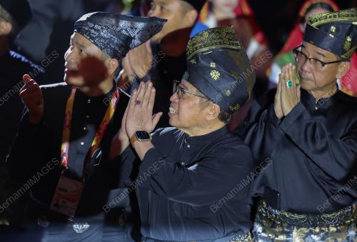 TAN SRI ABANG JOHARI TUN OPENG