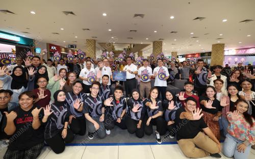 DATUK DR ABDUL RAHMAN JUNAIDI