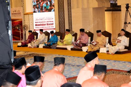 TAN SRI ABANG JOHARI TUN OPENG