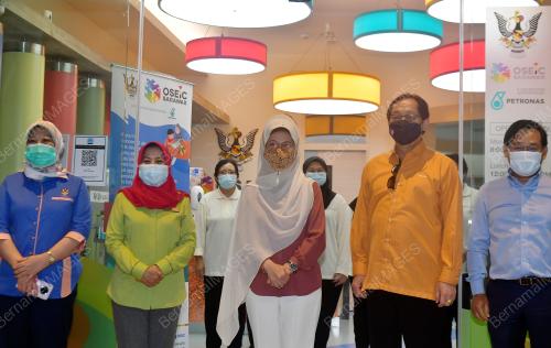 DATUK SERI FATIMAH ABDULLAH