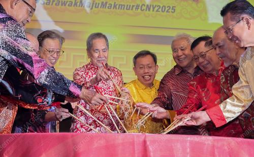 RUMAH TERBUKA TAHUN BAHARU CINA