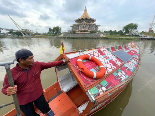 PERAHU PENAMBANG SOLAR