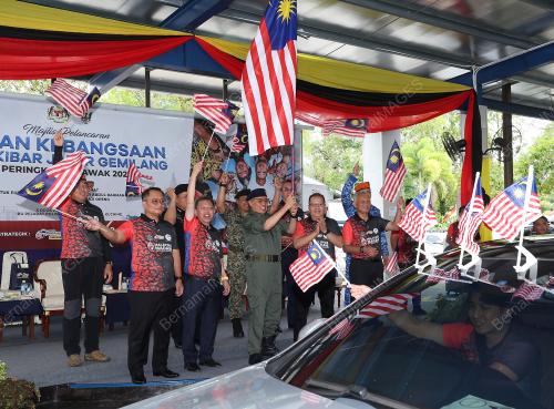 TAN SRI ABANG JOHARI TUN OPENG