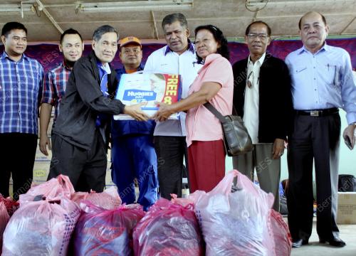 SK05_04022015_BANJIR_SELANGAU