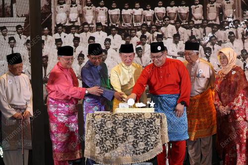 DATUK SERI FADILAH YUSOF