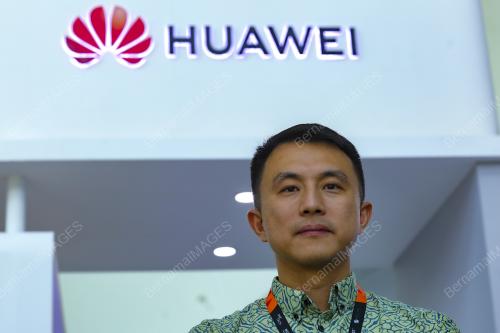 SIMON SUN LUYUAN