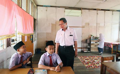 DR MOHD PUAD ZARKASHI
