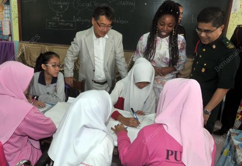 ENGLISH TEACHING ASSISTANTS