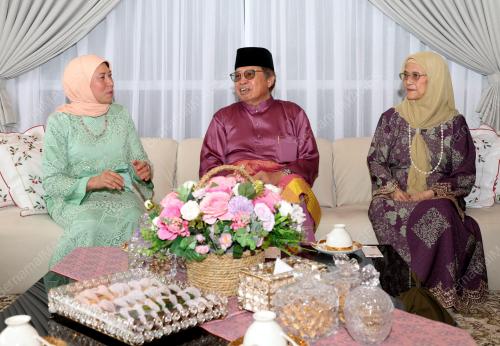 TAN SRI ABANG JOHARI TUN OPENG