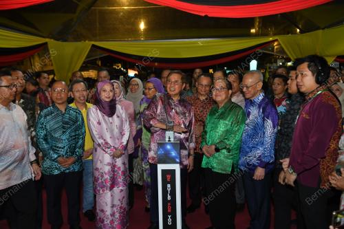 TAN SRI ABANG JOHARI TUN OPENG