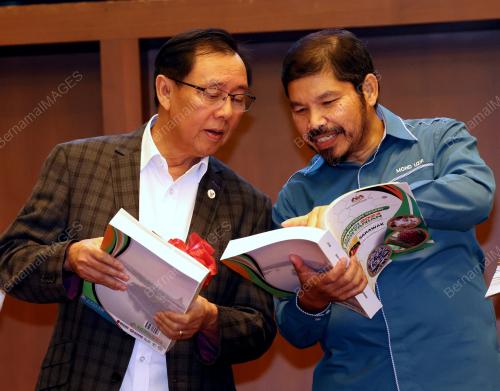 DATUK SERI DR STEPHEN RUNDI