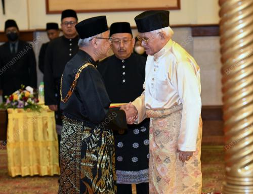 TUN ABDUL TAIB MAHMUD
