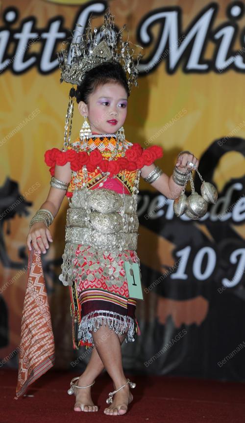 SK05_10062012_LITTLE_KUMANG
