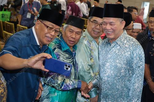 DATUK SERI FADILLAH YUSOF