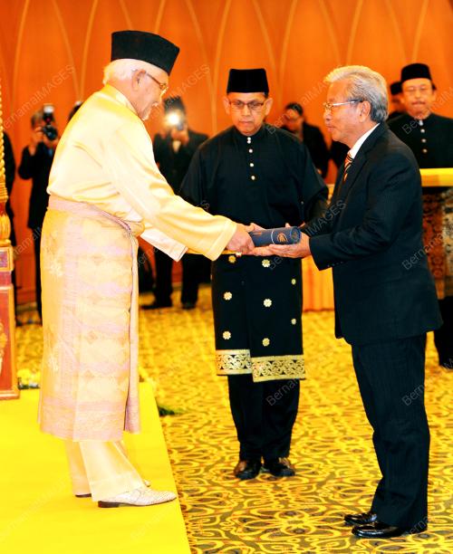 SK05_13052016_ANGKAT_SUMPAH